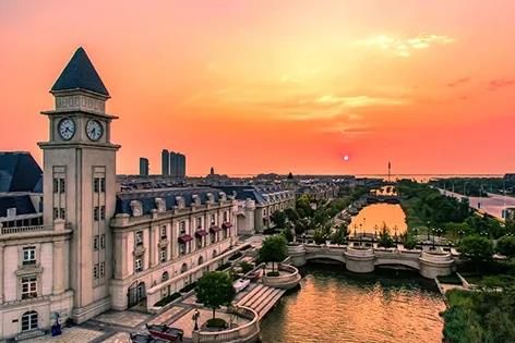 三道紅線降至“黃檔”融創(chuàng)稱行業(yè)將迎來(lái)優(yōu)秀企業(yè)的盛世年華