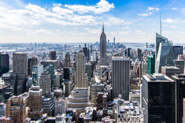 首個特大城市全面放松樓市