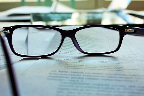 解除屏蔽，“躲”在大廠背后的企業能否消停？